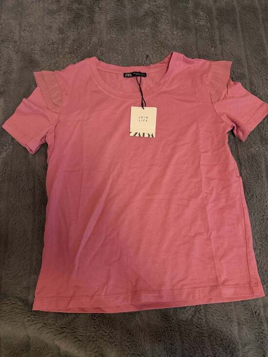 Zara Tops - Zara Pink Pleated Shoulder Detail T-Shirt Size XS